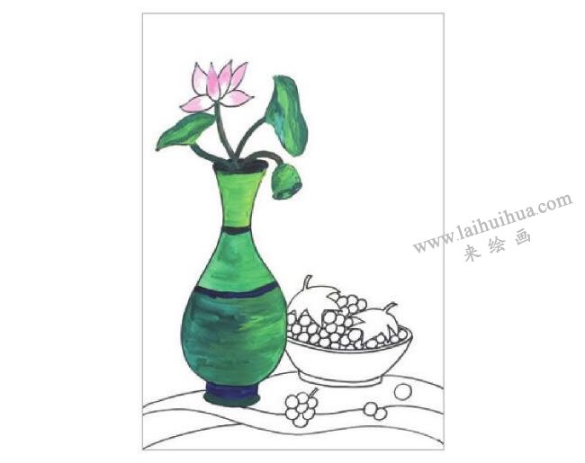 静物组合花瓶和果盘水粉画作画步骤02
