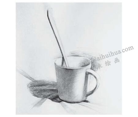咖啡杯素描画法步骤03