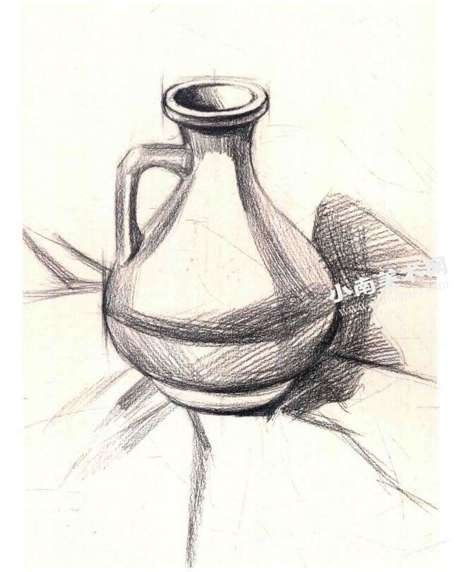 陶瓶的素描作画步骤图示02